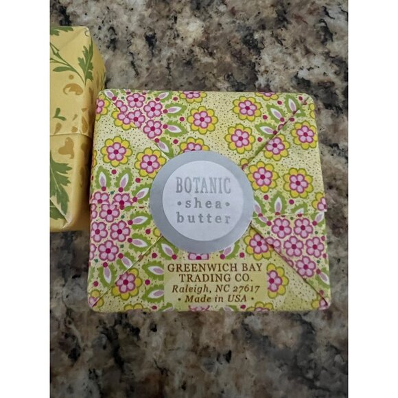 Greenwhich Bay Shea Butter Soap - Lenin Verbena & Pineapple Botanic - Picture 4 of 7
